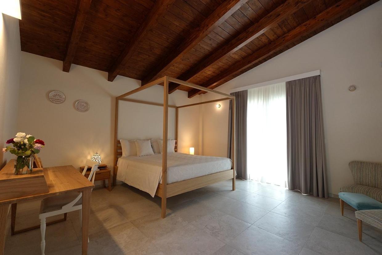 לבראנו Masseria Tenuta Flora Maria מראה חיצוני תמונה